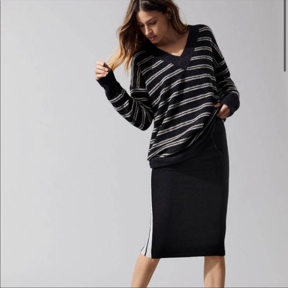 N. Philanthropy V Neck Striped Sweater NWOT - Picture 1 of 7